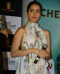 Bollywood#gf#holi bollywood celebrity girlfriend, holi celebration, hindi bollywood,girlfriend, boyfriend, bollywood holi girlfriend is a story which revolves around two girls who live together. Pin By Shrubhathi On Like My Half Sraddha Kapoor Bollywood Actress Shraddha Kapoor
