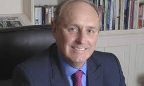 Daily Mail chief Paul Dacre criticises BBC growth and privacy rulings