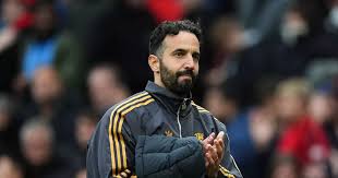 ¡Sorpresa en el United! Malacia vuelve a la convocatoria ante Brighton