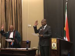 Zweli mhkize was born the fifth child in a family of seven. Minister Zweli Mkhize Takes Oath Of Office Cooperative Governance And Traditional Affairs