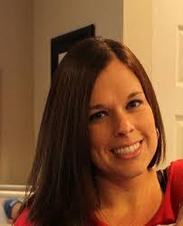 Kerri Benson's Instagram, Twitter & Facebook