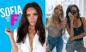 Sofia franklyn was born on 21 july 1992 in utah, the united states of america. Ex Call Her Daddy Host Sofia Franklyn Launches Rival Podcast Daily Mail Online