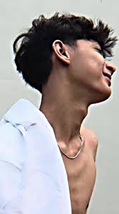 Menemukan Pesona Aurora: Kisah di Balik Isal