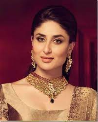 Top 15 Bridal Makeup Artists In Delhi Makeupandbeauty Com Bridal Jewellery Indian Amazing Jewelry Beauty