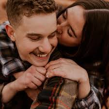 Danielle Zola's Instagram, Twitter & Facebook