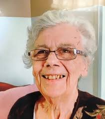 Rosella Stevenson's Instagram, Twitter & Facebook