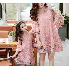 Pakaian dres couple pink : Cp Couple Dress Ibu Dan Anak Kebaya Cople Pakaian Kapel Ibu Dan Anak Cewek Bahan Brukat Fit To 100cm Shopee Indonesia