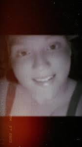 April Appleton's Instagram, Twitter & Facebook