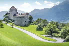 Medieval Castle In Liechtenstein Medieval Castle In Vaduz Liechtenstein Spon Castle Medieval Vaduz Lie Countries Of The World Travel Facts Tourism