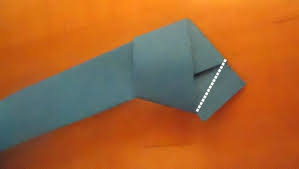 You should end up with a rough star shape that has a small . Cute Origami Craft How To Fold Lucky Stars Feltmagnet
