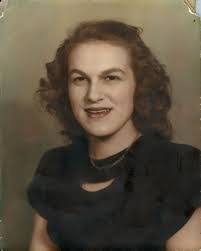 Carolyn Sheldon's Instagram, Twitter & Facebook