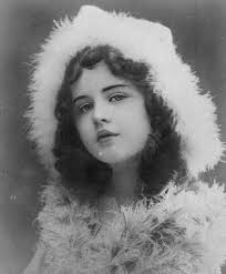 TopFoto Print: Lois Edmonds, Champion Bread Maker (1923). Art Prints,  Posters & Puzzles from TopFoto