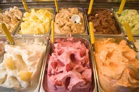 It is made with a base of 3.25% butterfat whole milk and sugar.it is generally lower in fat than other styles of frozen desserts. Apakah Gelato Lebih Beraroma Dari Es Krim