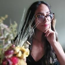 Anna Keniston's Instagram, Twitter & Facebook