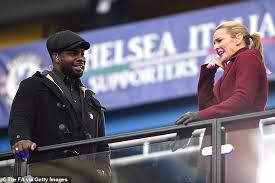 Micah richards and jamie carragher were joined by roy keane for super sunday, and the irishman applying makeup was too much to handle. Micah Richards Talks About His Newfound Craftsmanship With Roy Keane And How He Earned His Respect