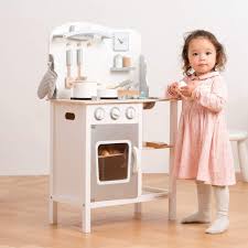 The best first birthday gifts that aren't toys. 20 First Birthday Gift Ideas For Toys That Will Last Nomipalony