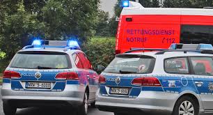 Ein opfer wurde in einem haus getötet, das andere davor. Nachrichten Espelkamp Todlicher Unfall Fussganger Von Auto Erfasst Hallo Minden