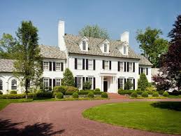 Greenwhich Ct Homes Country Retreat Greenwich Ct Single Family Home Greenwich Real White House Black Shutters House Exterior House