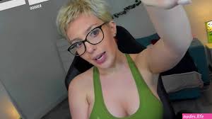 Twitch streamer showing tits - Nudes photos