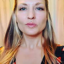 Hannah Thomson and Aaron Eakin's Wedding Website