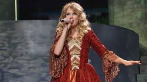 See more ideas about taylor alison swift, taylor swift, taylor swift fearless. Taylor Swift Re Recorded Love Story Shared A Snippet Teen Vogue