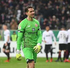 Januar 1985 geburtsort leipzig, größe 191 cm position tor vereine in der rene adler — rené adler rené adler pas d image ? Eintracht Frankfurt Fsv Mainz 05 Rene Adlers Albtraumnacht Welt
