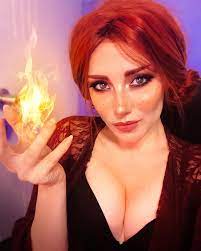 899 curtidas, 7 comentários - Ezy Summers (@ezysummerscosplay) no  Instagram: “Triss makeup~ Pic no.4 LAST ONE FOR NOW. You can see some more  on my main … | Curtidas