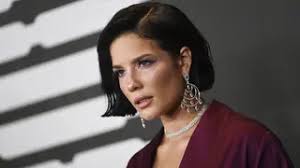 Halsey Terbaru