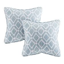 A Set Of Gorgeous Light Blue Throw Pillows From Joss Main Various Colors Avaible For Mixing And Ma Throw Pillows Blue Throw Pillows Light Blue Throw Pillows