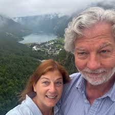 Inspiring Church Music with Yanni's Instrumental Piece