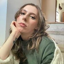 Tara Brinton's Instagram, Twitter & Facebook