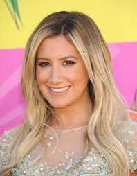 Ashley tisdale wearing ombre hair (10 of 20). Ashley Tisdale Frisuren Die 12 Schonsten Frisuren Zum Ausprobieren