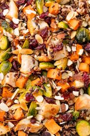 Set out the beef in the slow cooker on warm, along with tortillas, bowls of shredded cheese, salsa, sour cream, and chopped lettuce, jalapenos, onions and tomatoes. 60 Quick Fall Dinner Recipes Easy Ideas For Autumn Dinners