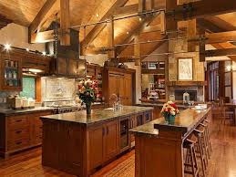 The Expansive Riverbend Ranch Is Now For Sale Casas Cocina De Ensueno Casa De Amor