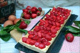 Tarte Aux Fraises Et Creme Patissiere Au Basilic De Cyril Lignac Happy Papilles Recette Tarte Aux Fraises Recette Tarte Aux Fraises Patissiere