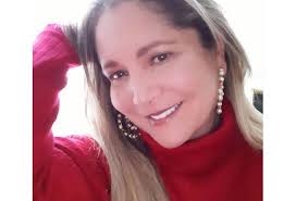 Participó del concurso de belleza como señorita santander en 1982. Marta Liliana Ruiz Tiene Cancer Y Fue Operada No Podria Hablar Rcn Radio