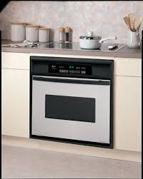 The 5 element configuration includes a center dual element where you can safely accommodate large stock pots. Whirlpool Rbs245pds 24 Inch Single Electric Wall Oven With Flush To Cabinet Design Control Lockout Stainless Steel
