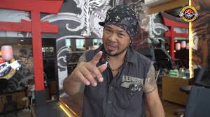 If you come to ubud, bali, you will find a few traditional tattoo shop balinese inspired tattoo style. Hendric Shinigami Tattoo Studio Bali Short Rooms Tour Youtube