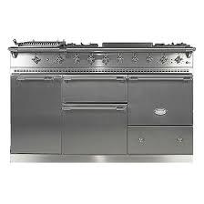 ▪️pianos de cuisson réalisés à l'unité ▪️goûtez à l'authentique ▪️grande variété de modèles, d'options et de finitions 🇫🇷 | #madeinfrance #burgundy www.lacanche.fr. Lacanche Range Cookers Archives