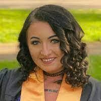 Vanessa Ellinger's Instagram, Twitter & Facebook