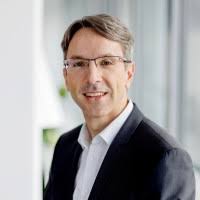 700+ Profile mit dem Suchbegriff „Hinderer“