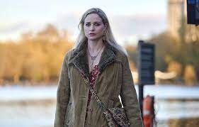 Lizzie james, the striking blonde undercover police officer who attempted to entrap colin stagg, was awarded £125,000 compensation for stress and has quit the job. Opj5uretrkgnem
