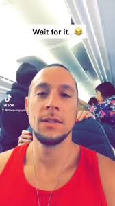 The dude at the end…😂