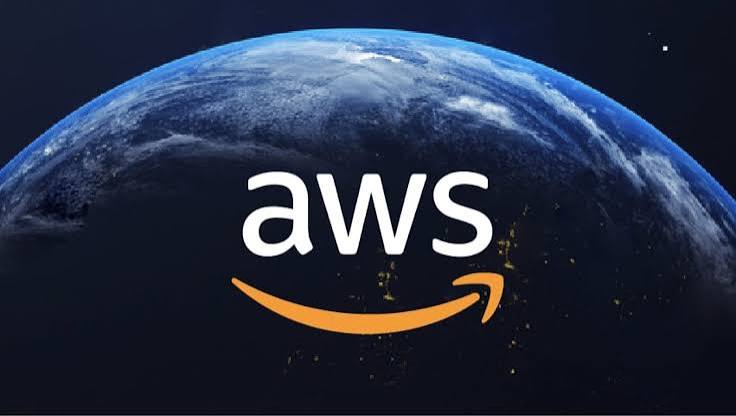 Amazon Web Services (AWS): The Digital Backbone of the Global Cloud Economy | by Minehli Arakelians Gheshlagh | AWS in Plain English