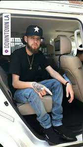 Entdecken sie veröffentlichungen von jay dee auf discogs. 20 Herencia De Partones Pic Ideas Famous Singers Chevy Trucks Lowered Cupcake Factory