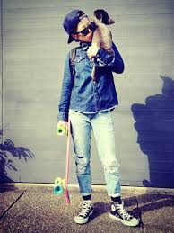 この記事でわかること 1 【スケボー女子】我が家の 子供がスケボーを楽しむ時のファッション紹介 1.1 コケてもいいようにパンツスタイルでスケボーを楽しむ【ズボン】 1.2 スケボーを楽しむのに重要なスニーカーはスケートシューズを選ぼう ã¯ã£ãã‚Šã¨ å¹¾ä½•å­¦ ãƒ¯ãƒ¼ãƒ‡ã‚£ã‚¢ãƒ³ã‚±ãƒ¼ã‚¹ ã‚¹ã‚±ãƒœãƒ¼ å¥³å­ æœè£… Inchbyinchproductions Jp