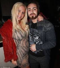 Born brynne mariah gordon on 29th january, 1983 in shawnee, oklahoma, usa, she is famous for. Brynne Edelsten S New Bodybuilder Boyfriend Accused Of Assaulting Ex Daily Mail Online