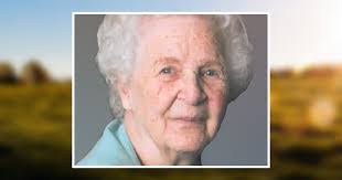 Lorraine Garrett's Instagram, Twitter & Facebook