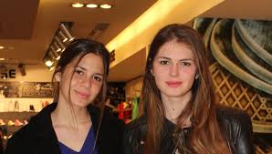 Κύριος τζενη μπαλατσινου νέα δημόσια εμφάνιση για την τζένη μπαλατσινού χωρίς τον κικίλια junior. Tzenh Mpalatsinoy Mesa Sthn Kalh Xara Oi Kores Ths Star Gr