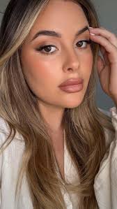 If I was getting married in 2025, I’d incorporate some of these! @kynder.au  @tartecosmetics @charlottetilbury @maccosmetics @toofaced  #melbournemakeupartist